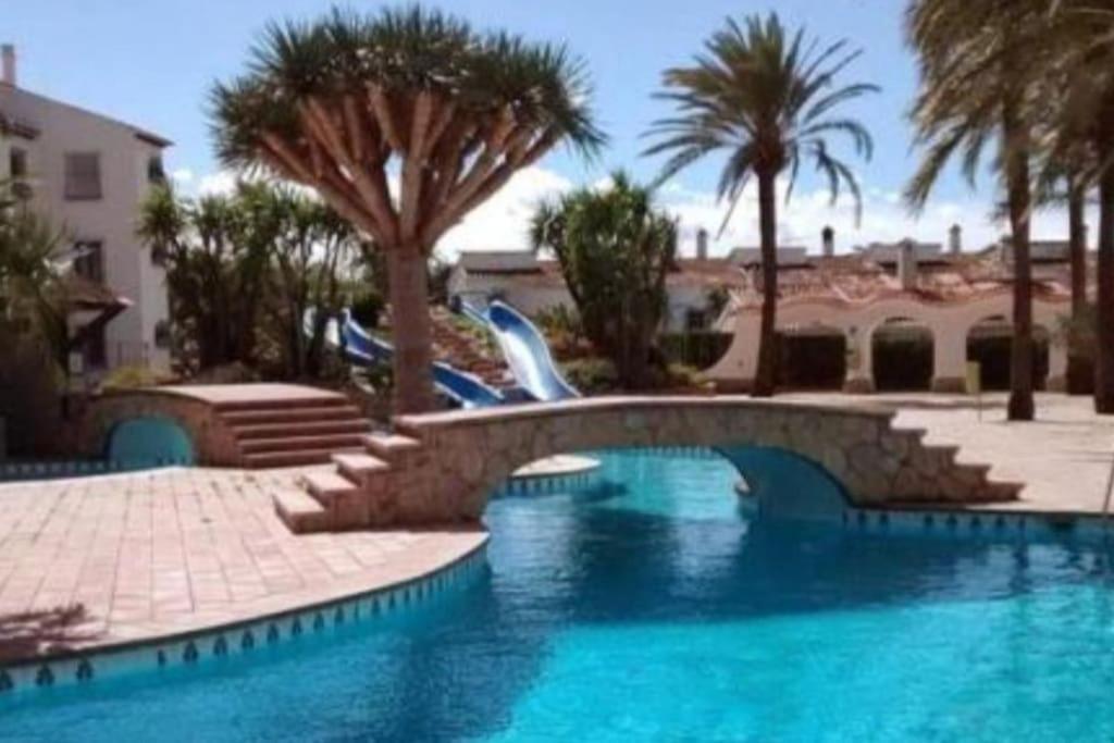En Denia, Urbanizacion El Palmar Con Piscina, Toboganes Y Chiringuito Lejlighed Eksteriør billede