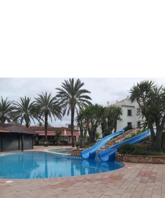 En Denia, Urbanizacion El Palmar Con Piscina, Toboganes Y Chiringuito Lejlighed Eksteriør billede