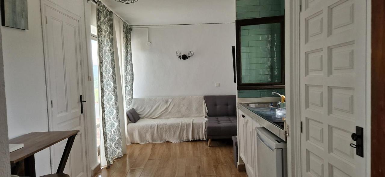 En Denia, Urbanizacion El Palmar Con Piscina, Toboganes Y Chiringuito Lejlighed Eksteriør billede